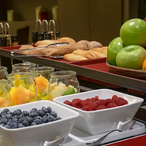 4* Hotel America